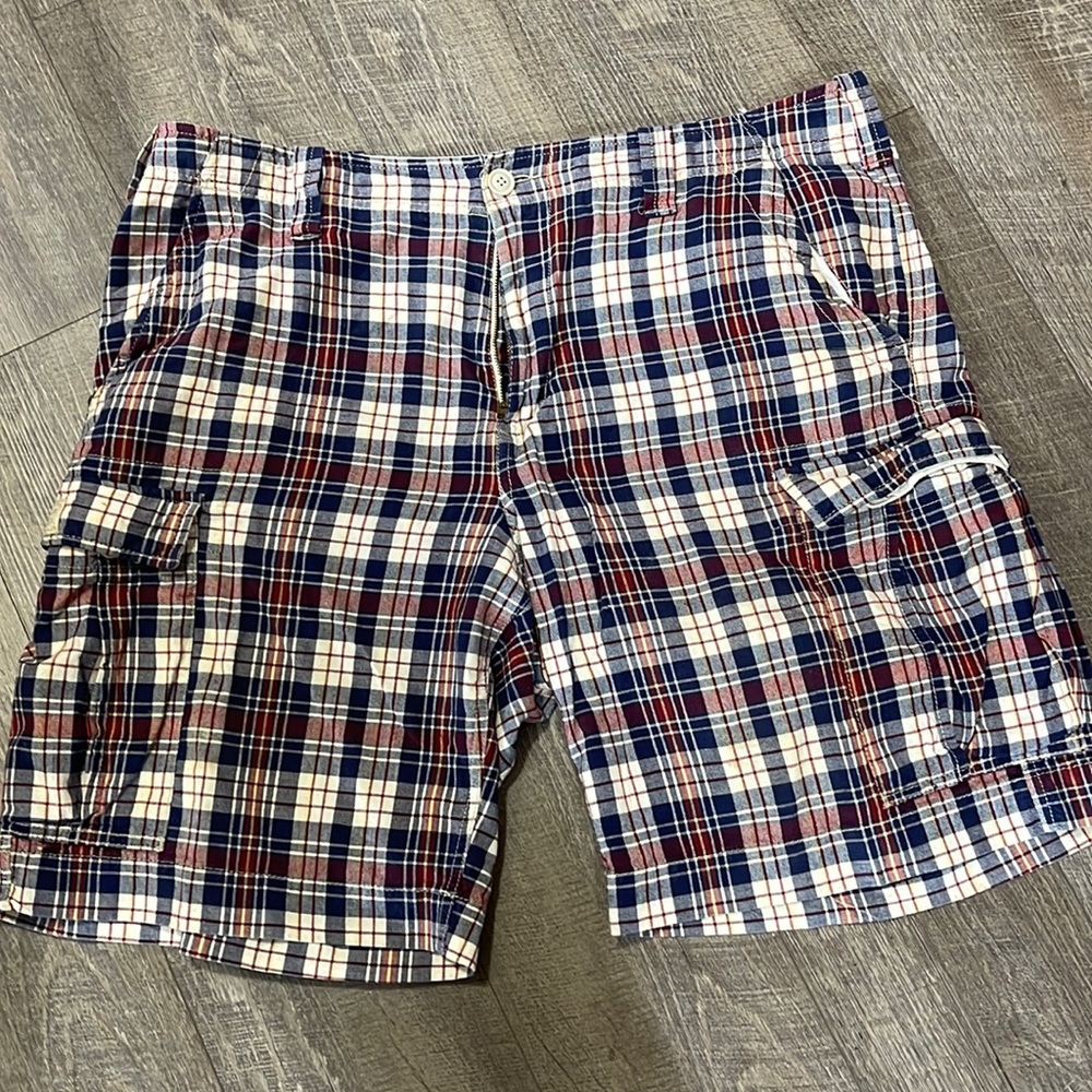 Plaid American Living Cargo shorts size 38